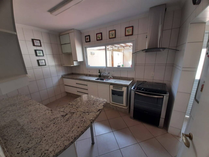 Casa de Condomínio à venda com 3 quartos, 150m² - Foto 10