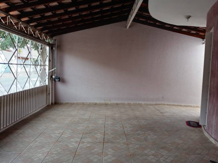 Casa à venda com 3 quartos, 150m² - Foto 3