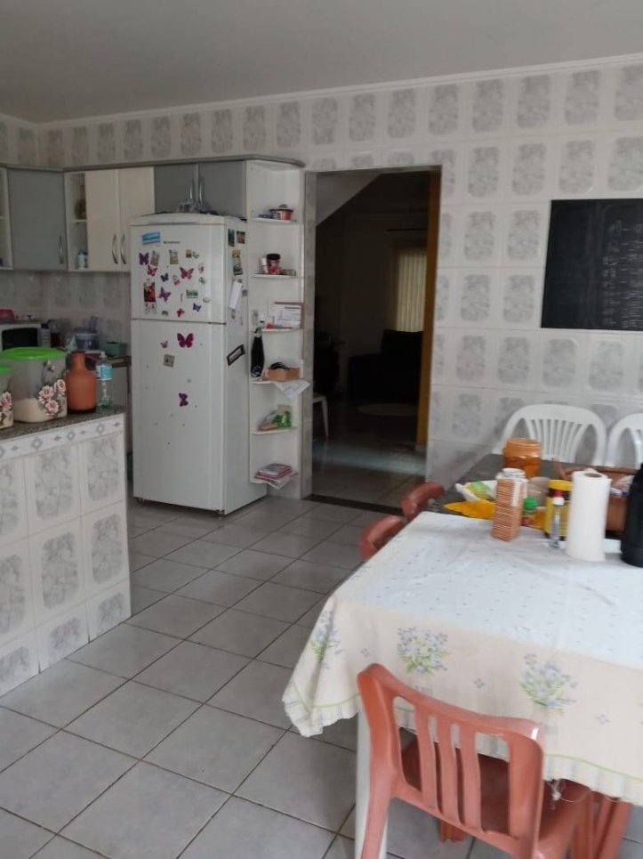 Casa à venda com 3 quartos, 150m² - Foto 8