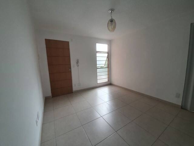 Apartamento à venda com 2 quartos, 45m² - Foto 1