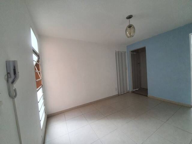 Apartamento à venda com 2 quartos, 45m² - Foto 2