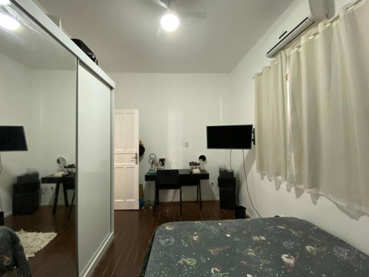 Casa de Condomínio à venda com 3 quartos, 250m² - Foto 9