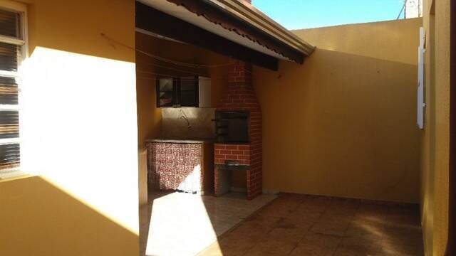 Casa à venda com 2 quartos, 150m² - Foto 17