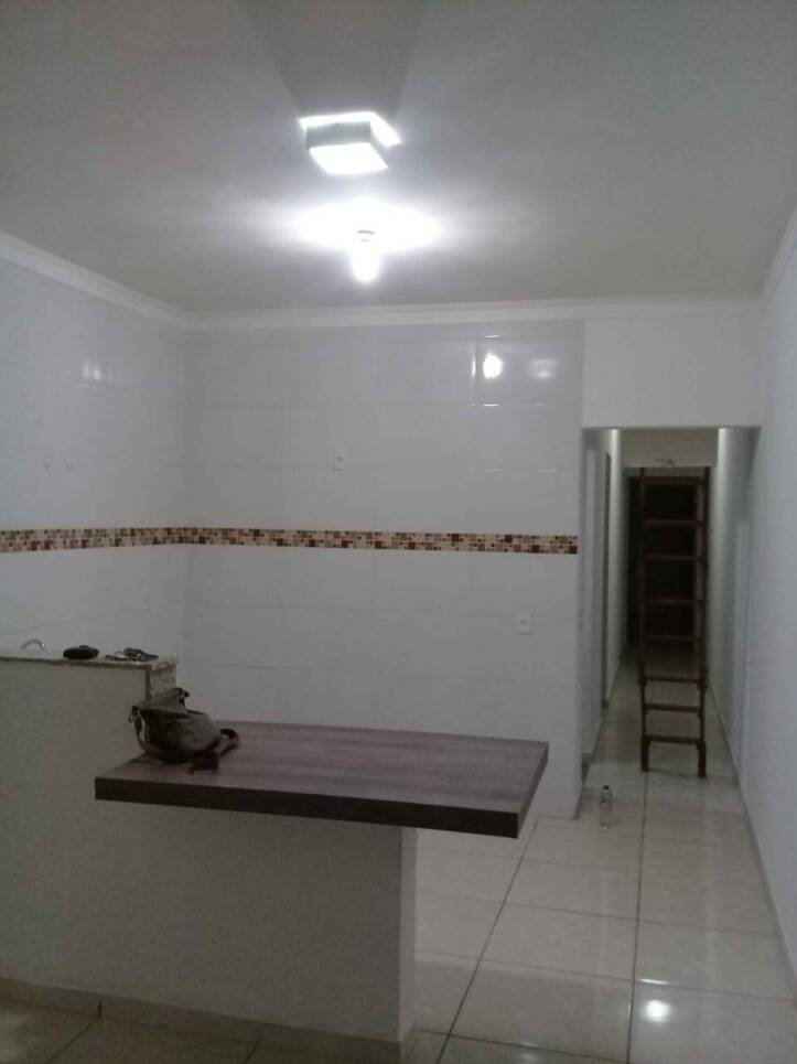 Casa à venda com 2 quartos, 55m² - Foto 5