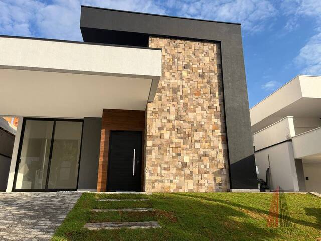 #ca3157 - Casa em condomínio para Venda em Votorantim - SP - 2
