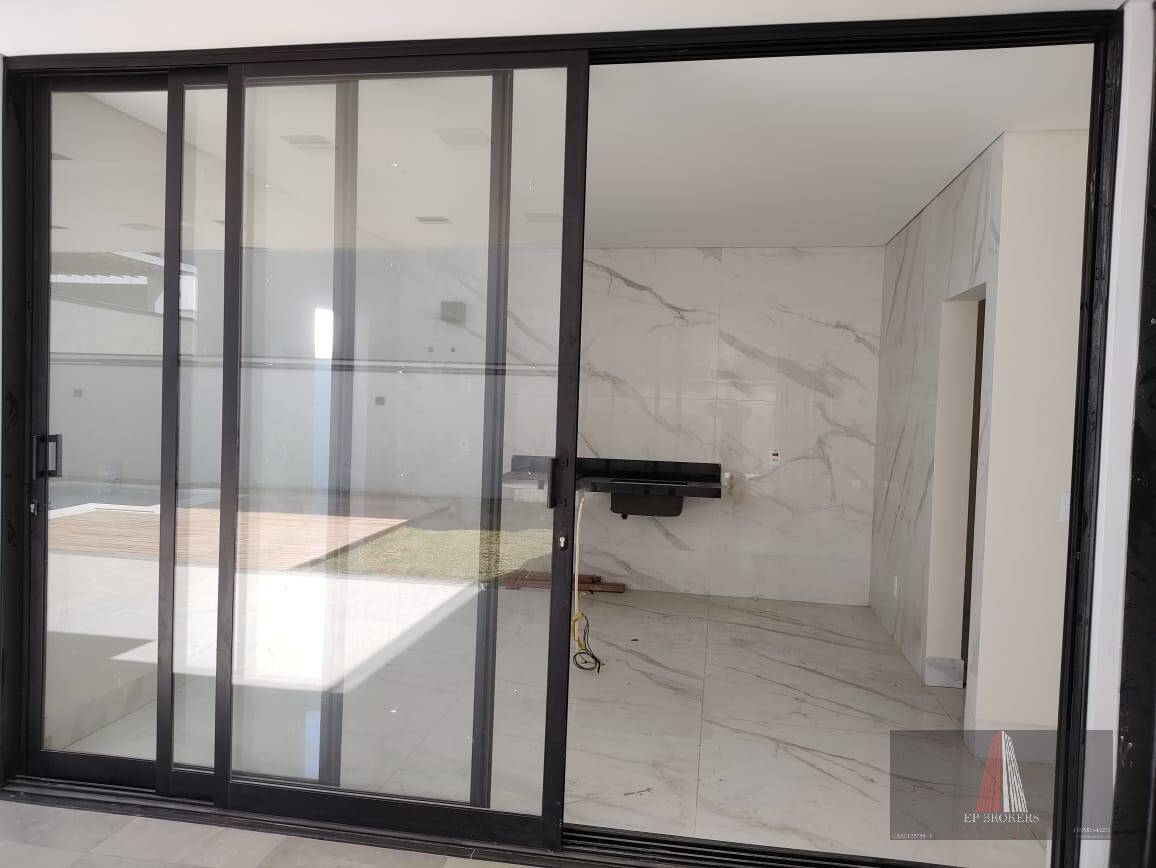 Casa à venda com 4 quartos, 480m² - Foto 7