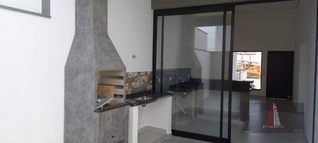 Casa à venda com 3 quartos, 102m² - Foto 9