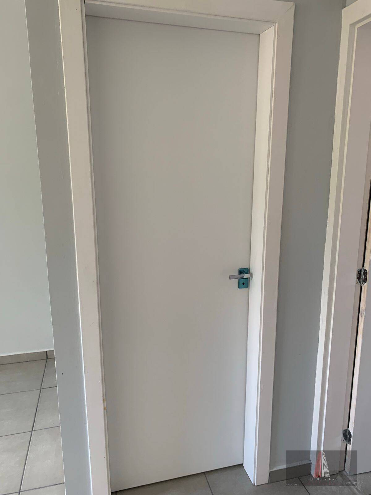 Apartamento à venda com 1 quarto, 40m² - Foto 4