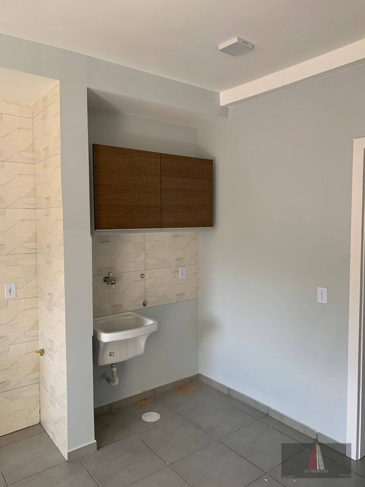 Apartamento à venda com 1 quarto, 44m² - Foto 3