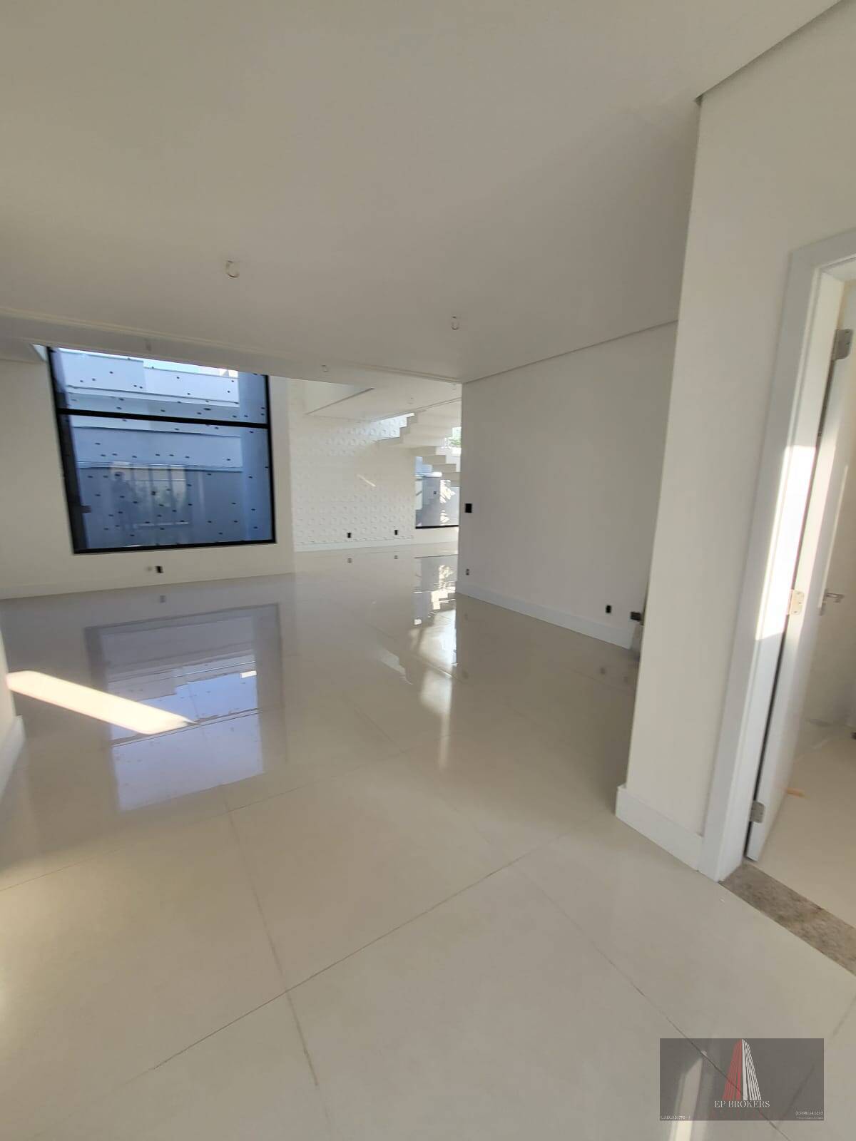 Casa à venda com 4 quartos, 416m² - Foto 11