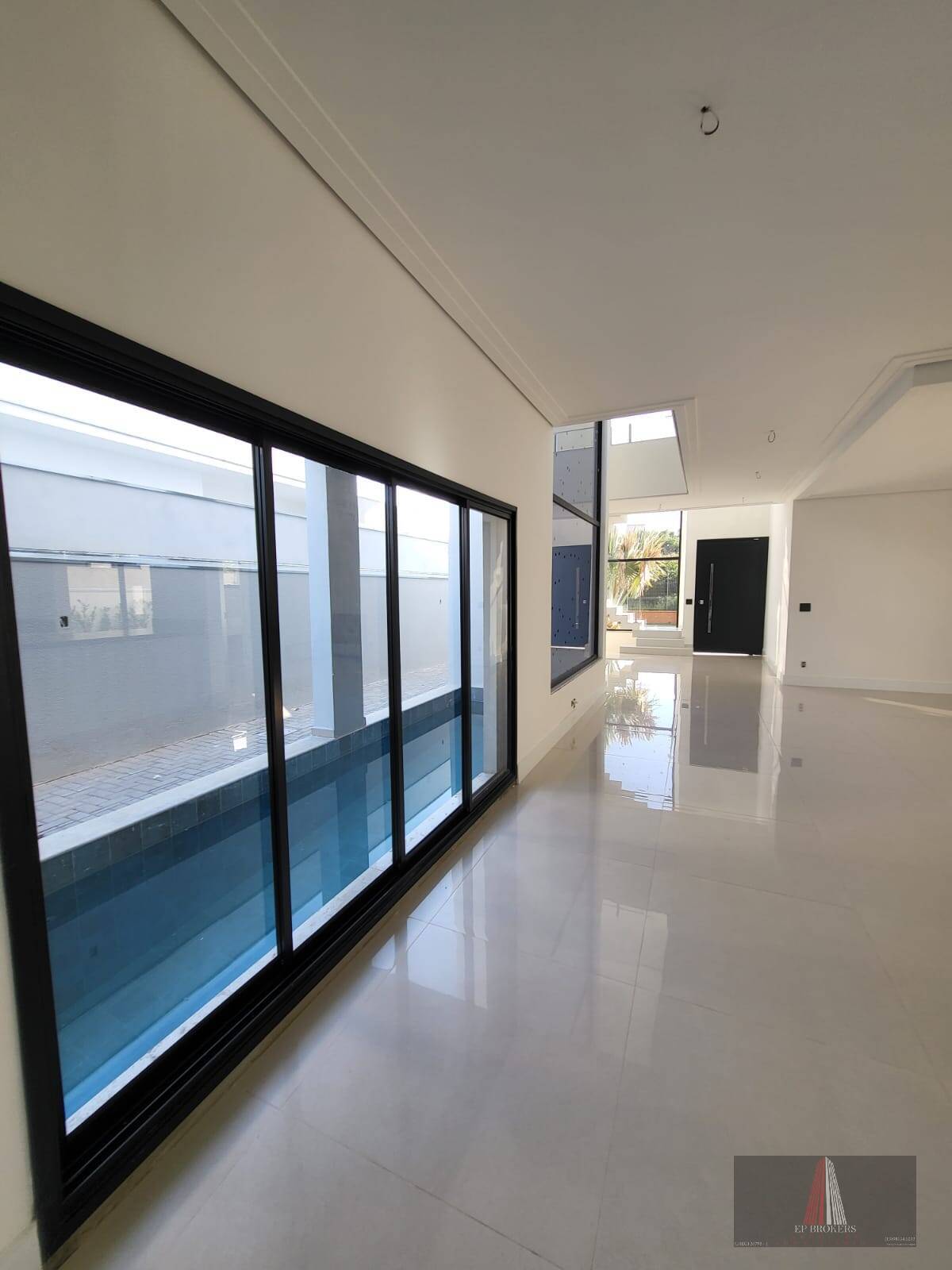 Casa à venda com 4 quartos, 416m² - Foto 12