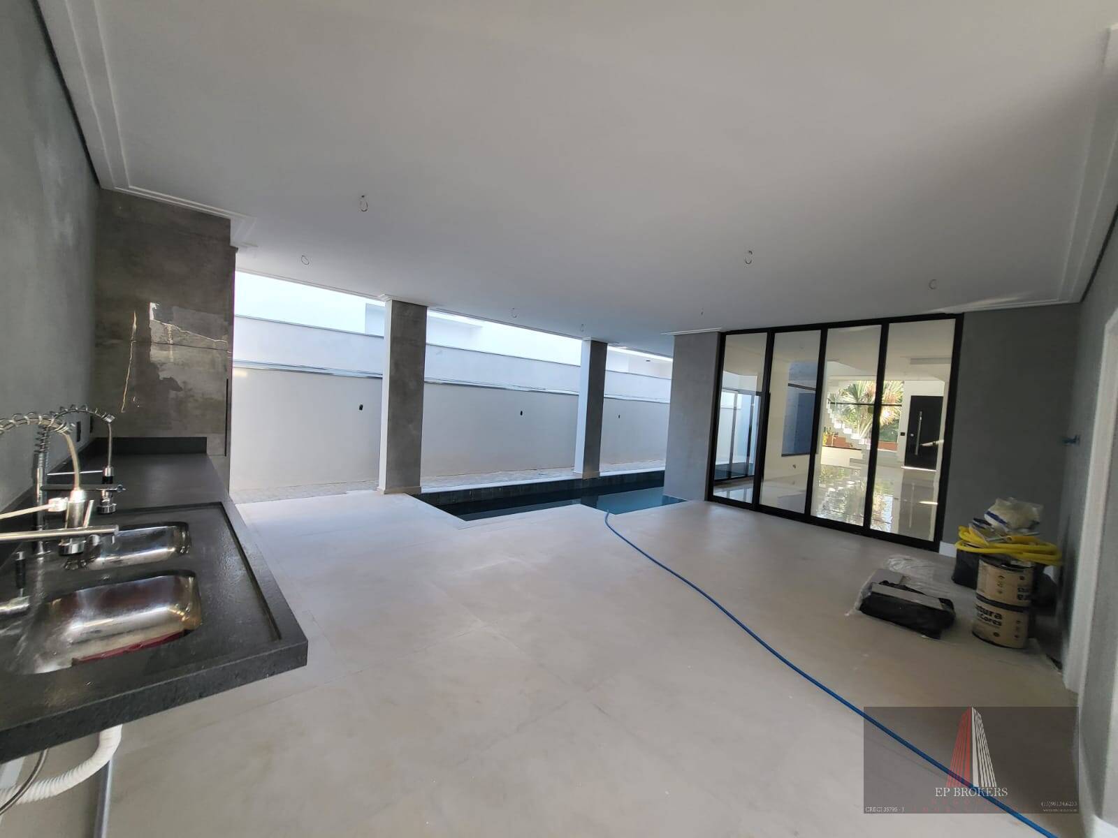 Casa à venda com 4 quartos, 416m² - Foto 15