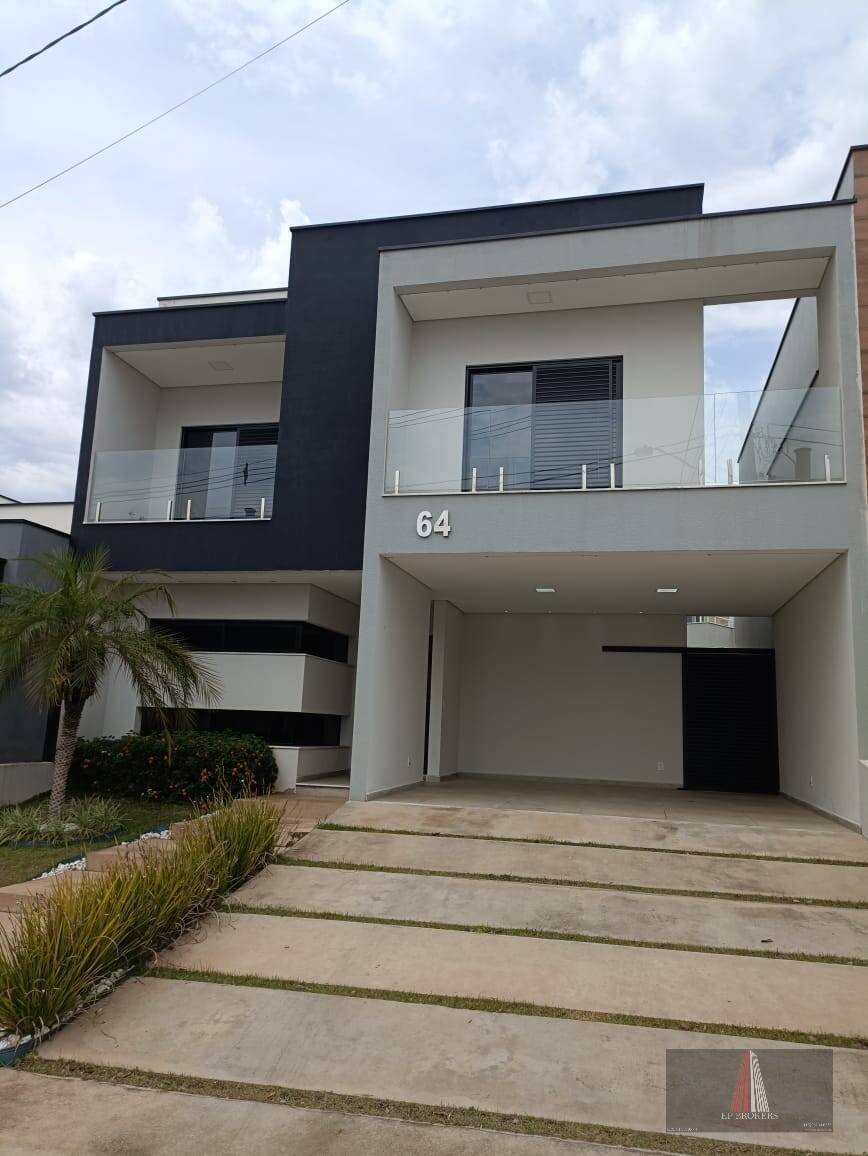 Casa à venda com 3 quartos, 211m² - Foto 2