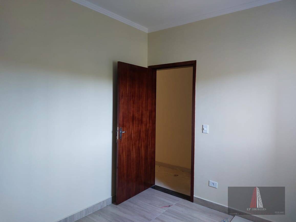 Casa à venda com 3 quartos, 85m² - Foto 11