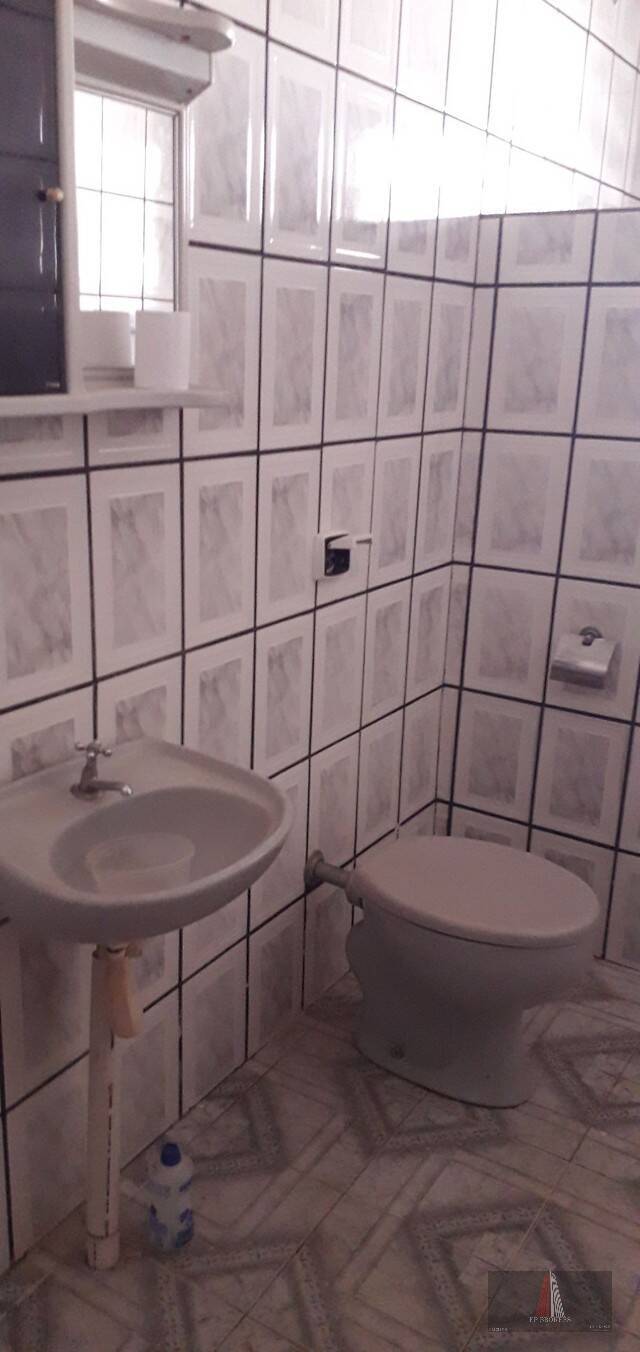 Casa à venda com 2 quartos, 200m² - Foto 6