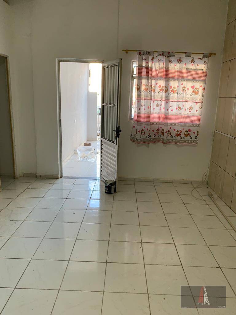 Casa à venda com 4 quartos, 198m² - Foto 15