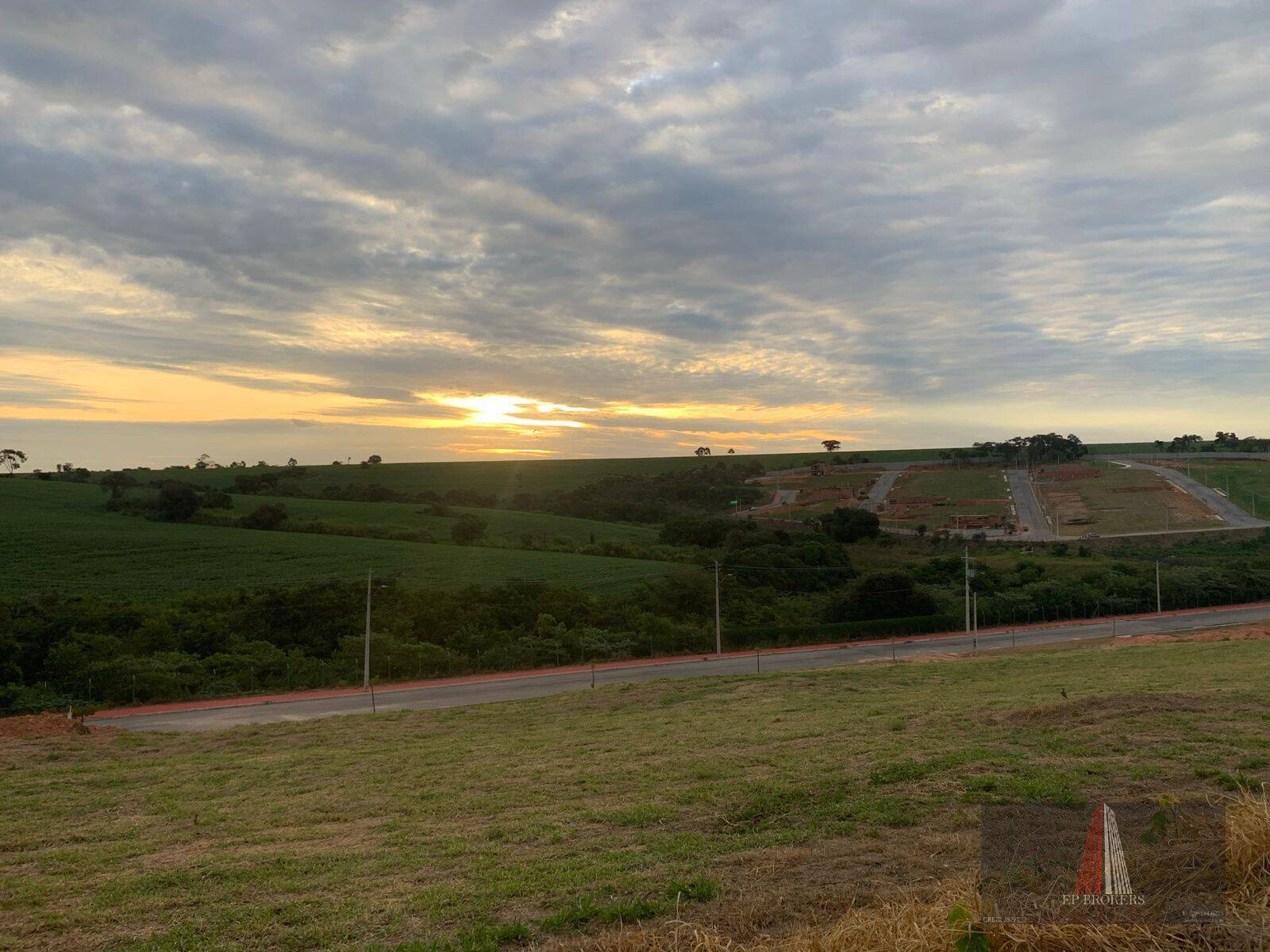 Terreno à venda, 384m² - Foto 1