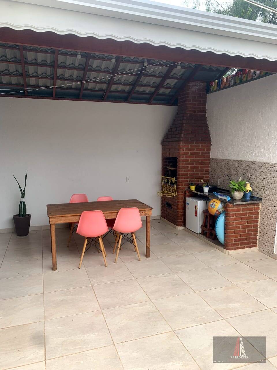 Casa à venda com 3 quartos, 150m² - Foto 17