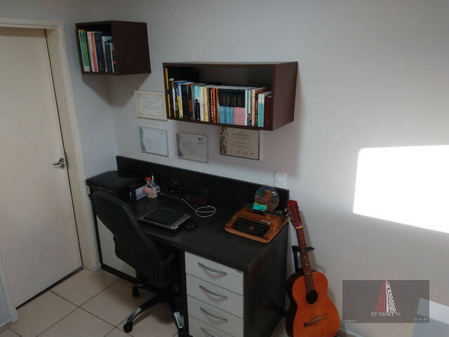 Apartamento à venda com 3 quartos, 113m² - Foto 14