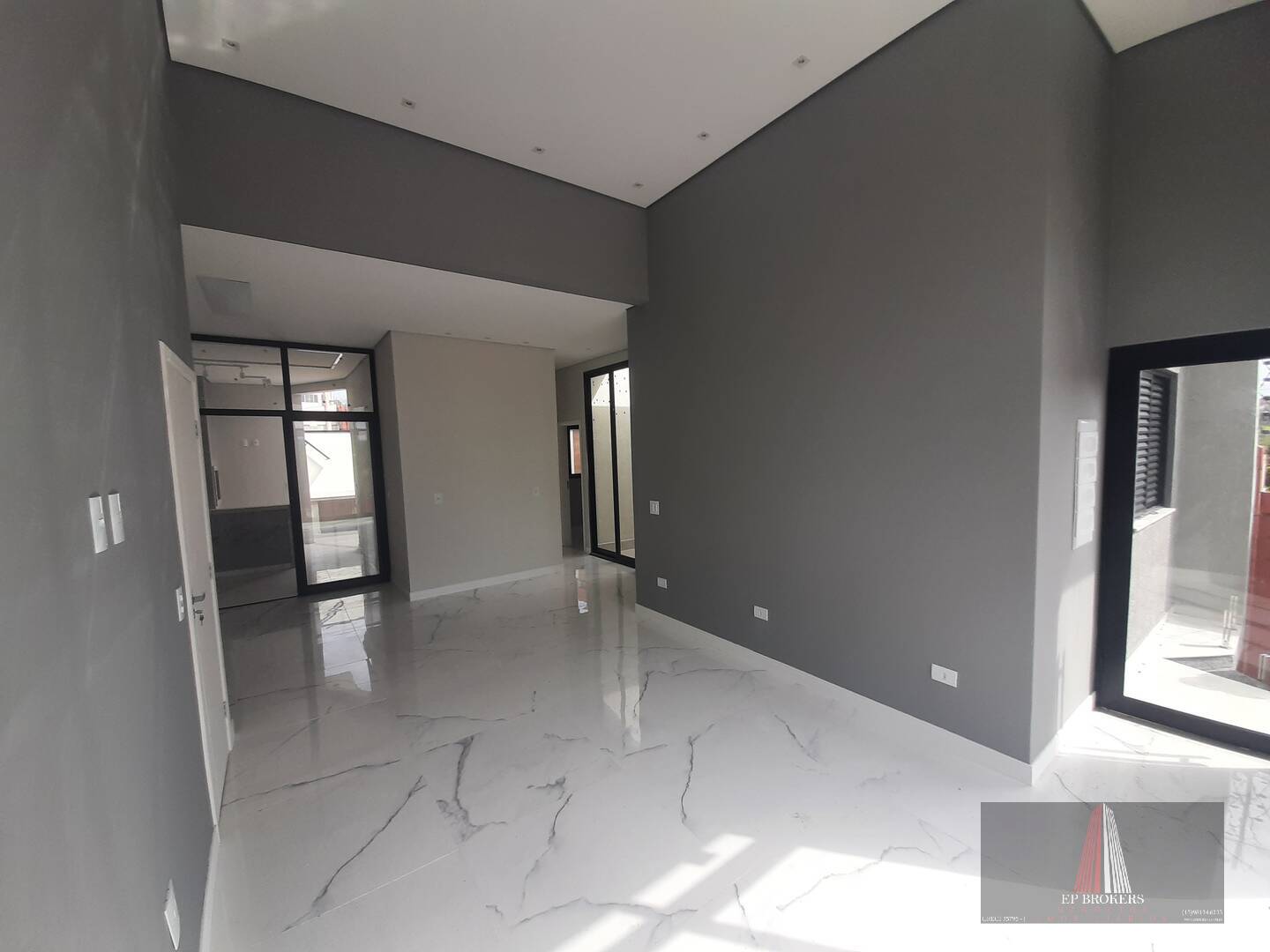 Casa de Condomínio à venda com 3 quartos, 145m² - Foto 1