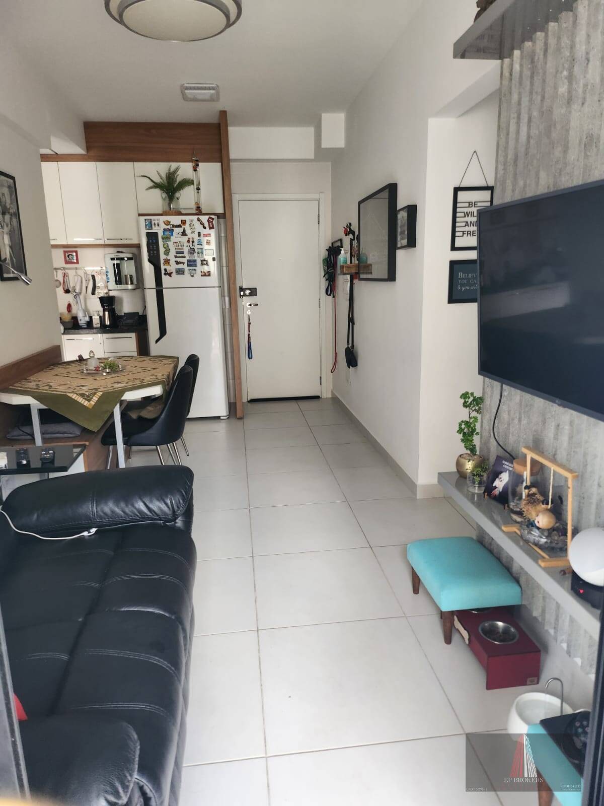 Apartamento à venda com 2 quartos, 58m² - Foto 4