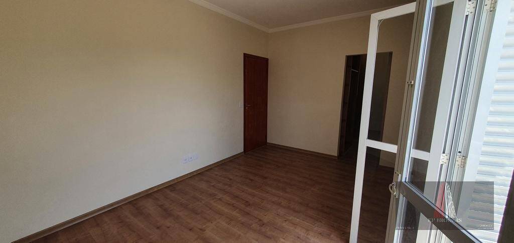 Casa de Condomínio à venda com 3 quartos, 224m² - Foto 10