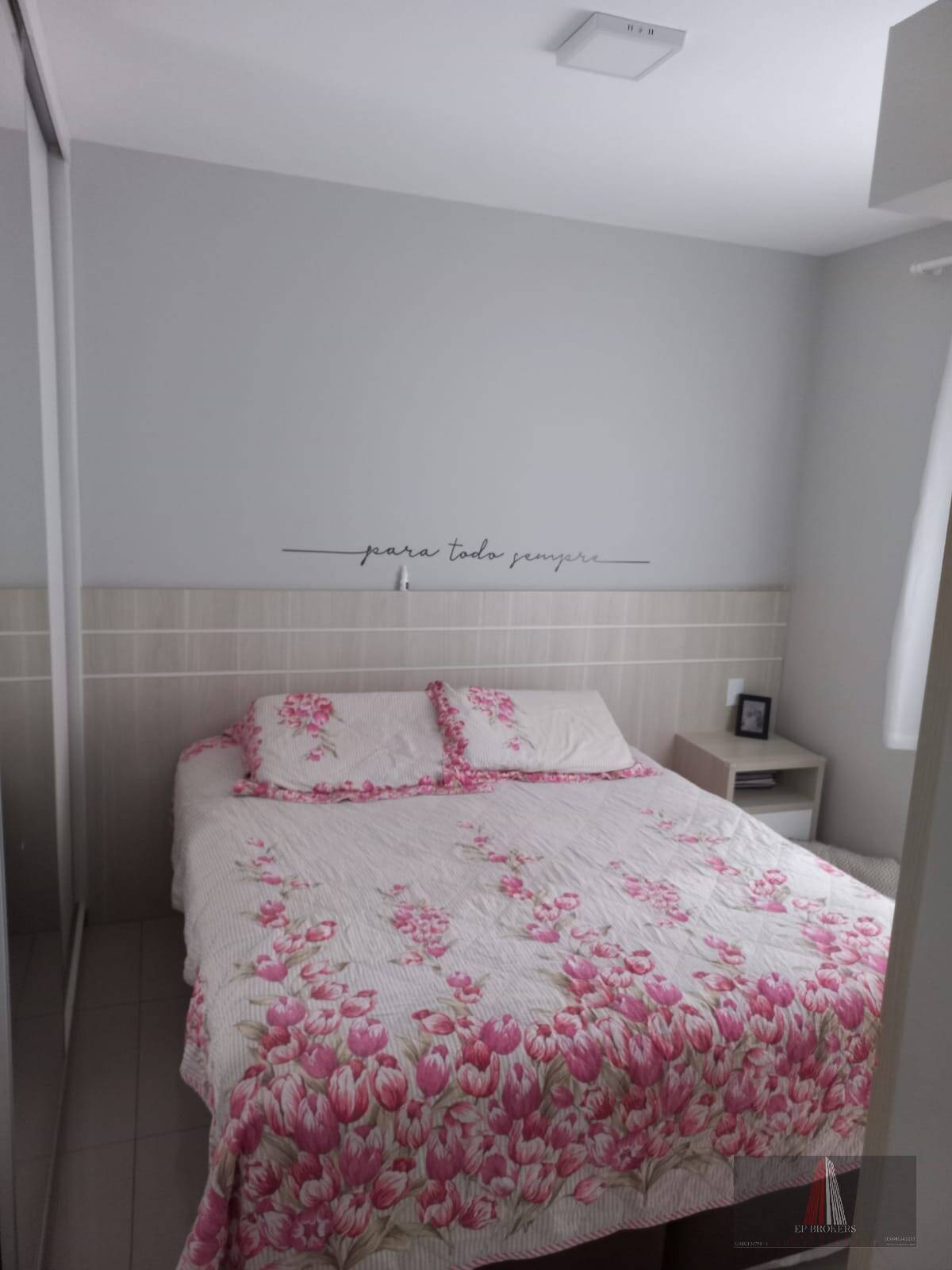 Apartamento à venda com 2 quartos, 52m² - Foto 11