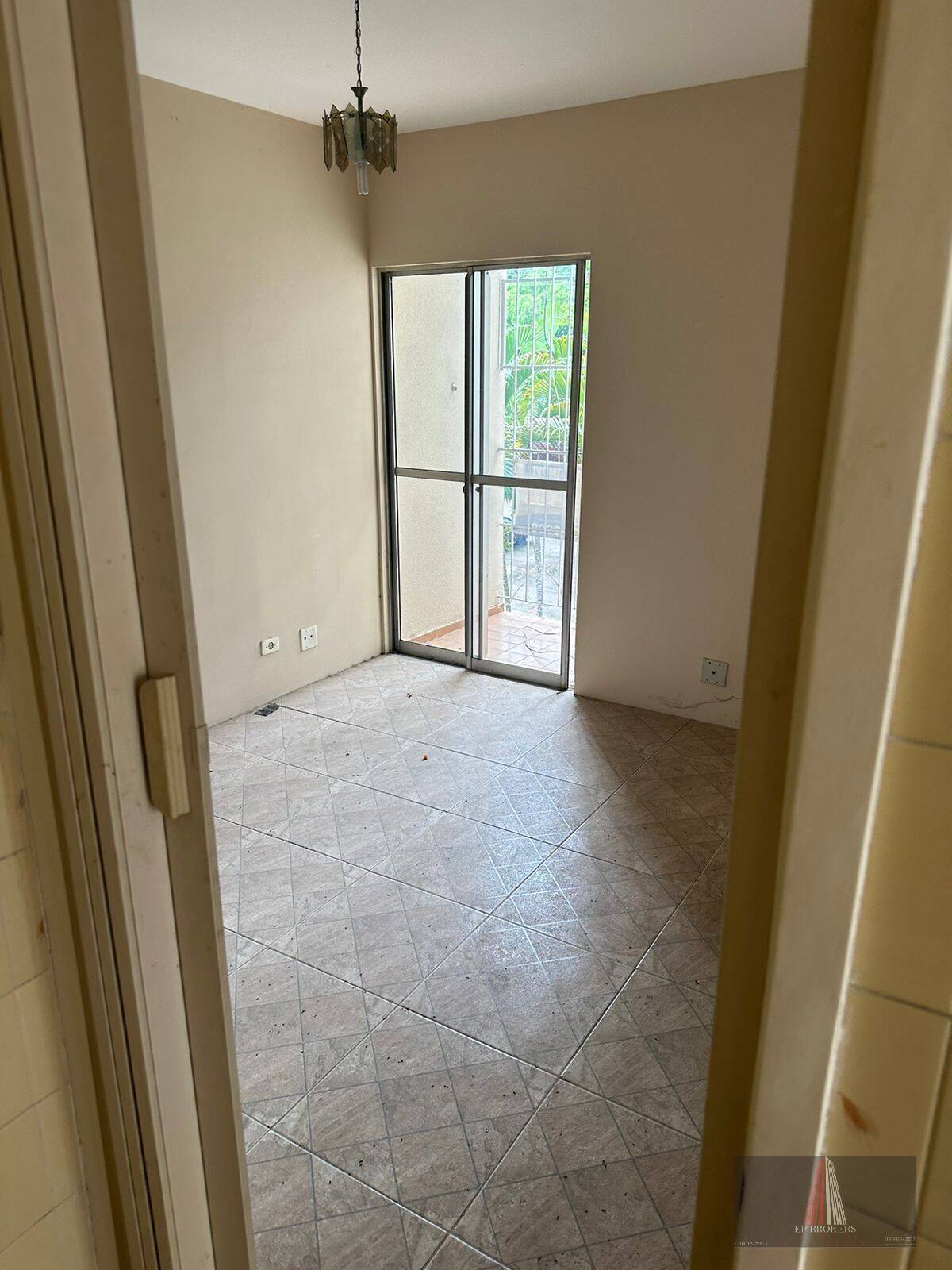 Apartamento à venda com 2 quartos, 45m² - Foto 3