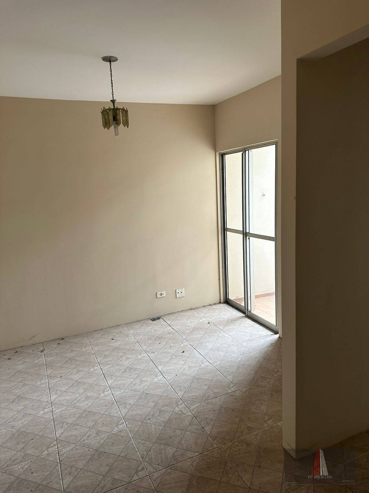 Apartamento à venda com 2 quartos, 45m² - Foto 2