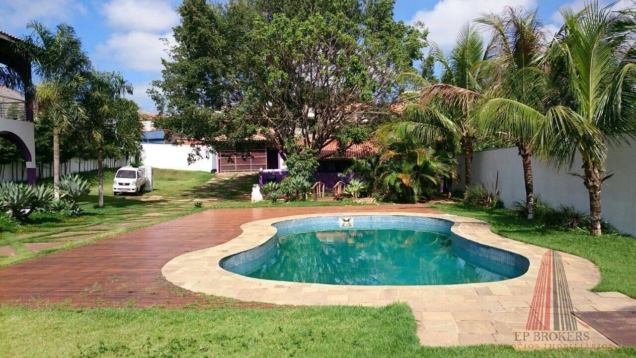 Casa à venda e aluguel com 10 quartos, 950m² - Foto 8