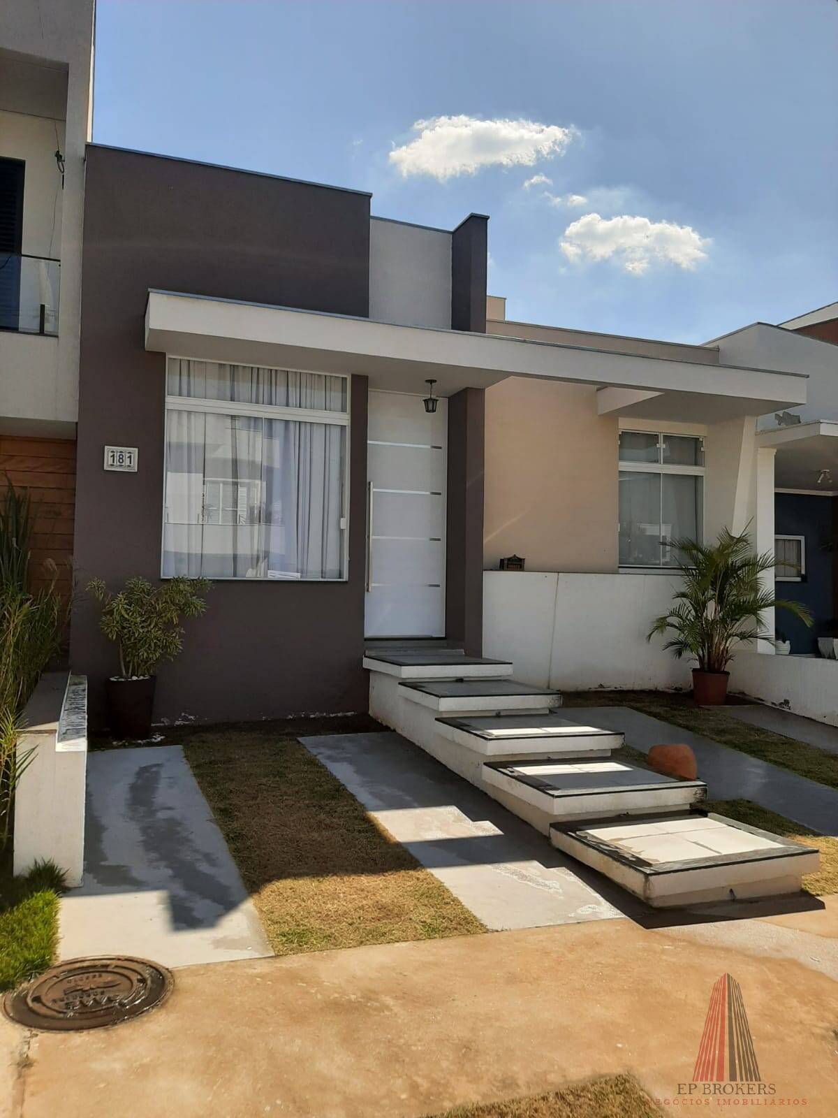 Casa de Condomínio à venda com 3 quartos, 109m² - Foto 1