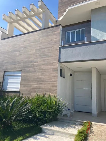 Casa de Condomínio à venda e aluguel com 3 quartos, 243m² - Foto 2