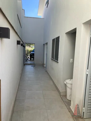 Casa de Condomínio à venda e aluguel com 3 quartos, 243m² - Foto 12