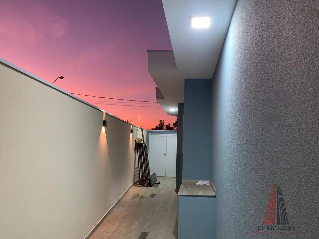 Casa à venda com 3 quartos, 116m² - Foto 11