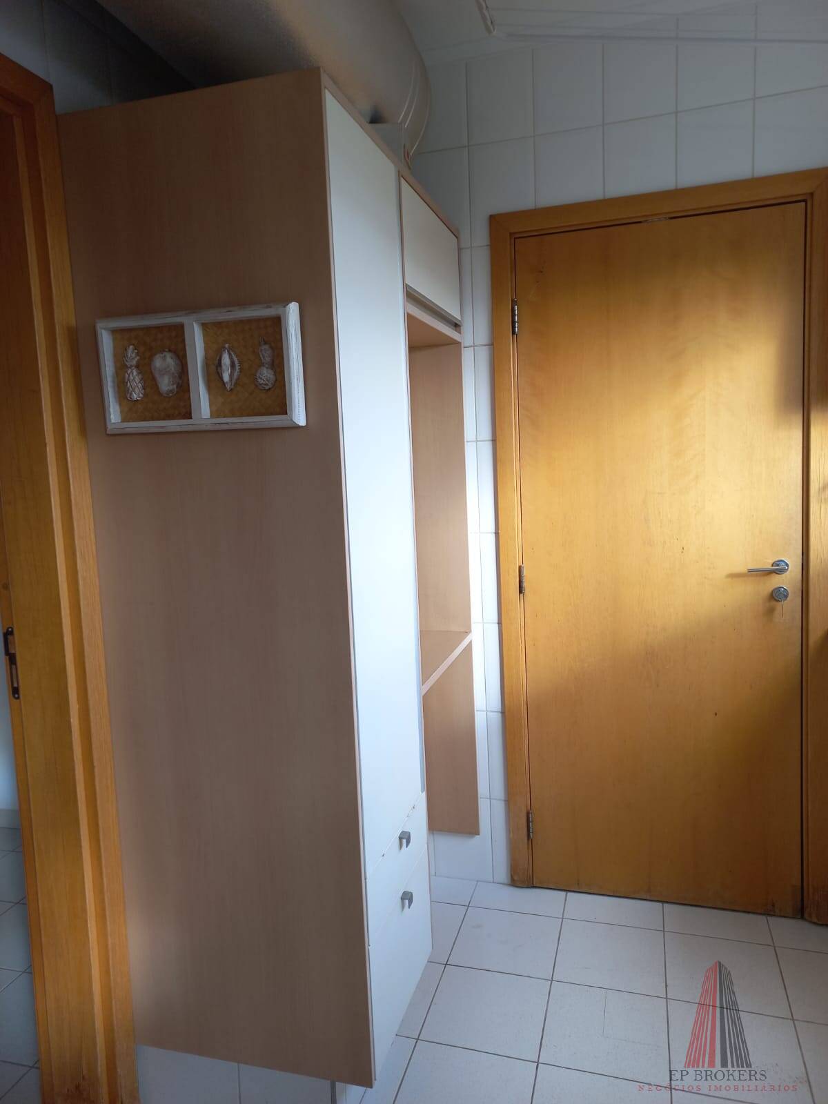 Apartamento à venda com 3 quartos, 171m² - Foto 9