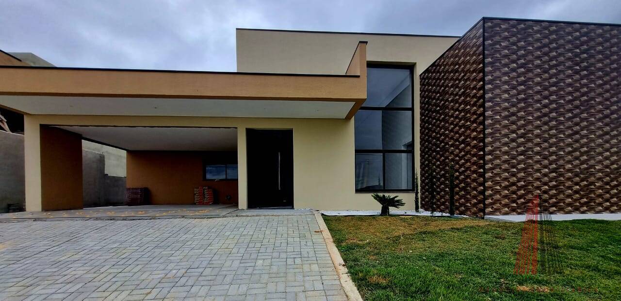 Casa à venda com 3 quartos, 220m² - Foto 3