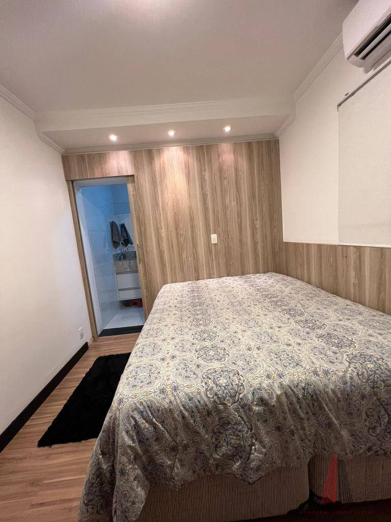 Casa à venda com 3 quartos, 151m² - Foto 12