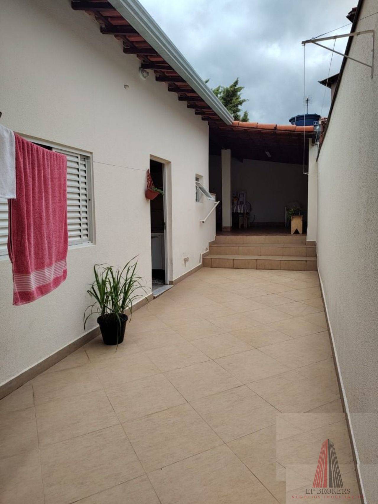 Casa à venda com 2 quartos, 149m² - Foto 9