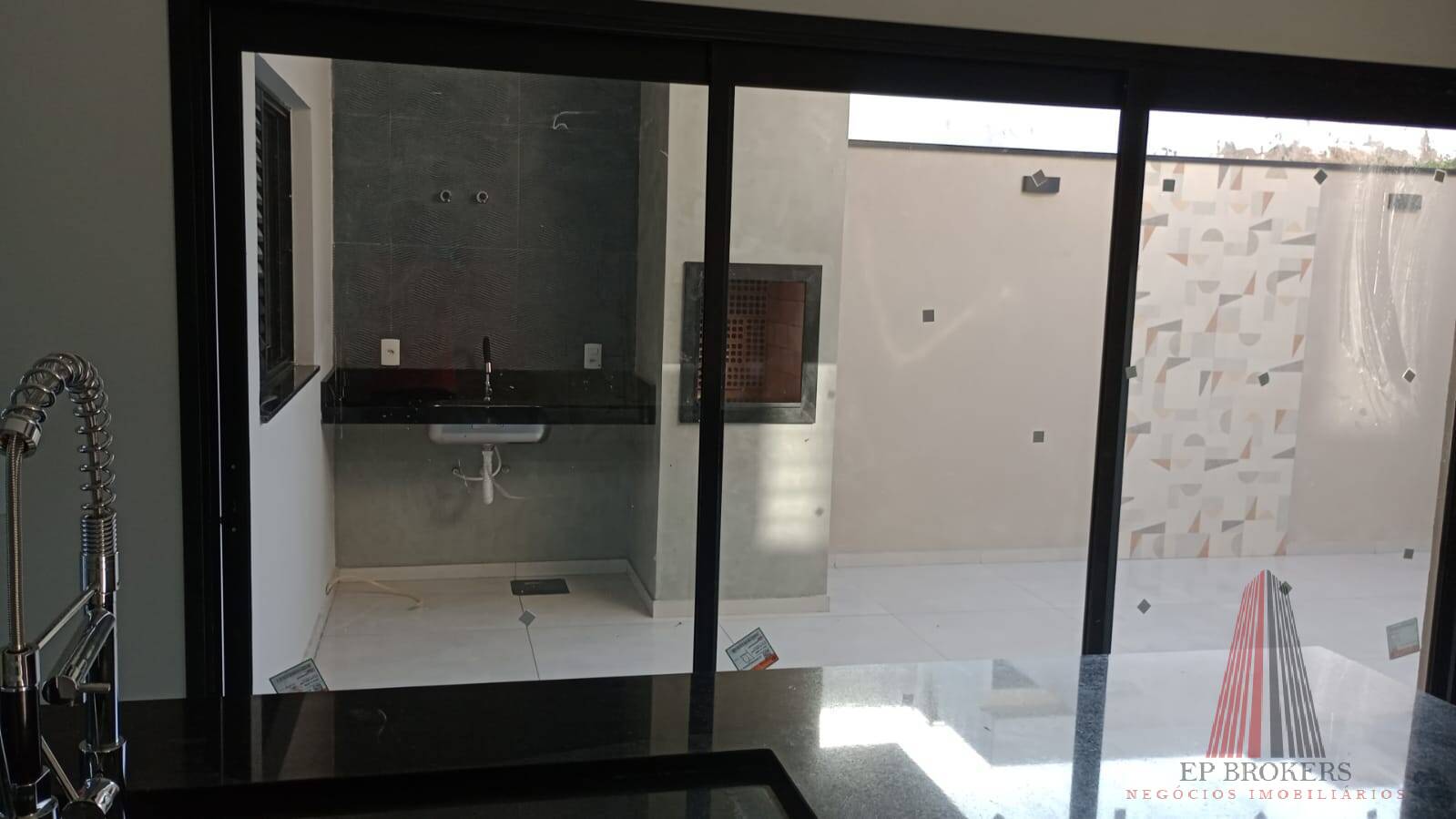 Casa à venda com 3 quartos, 102m² - Foto 16