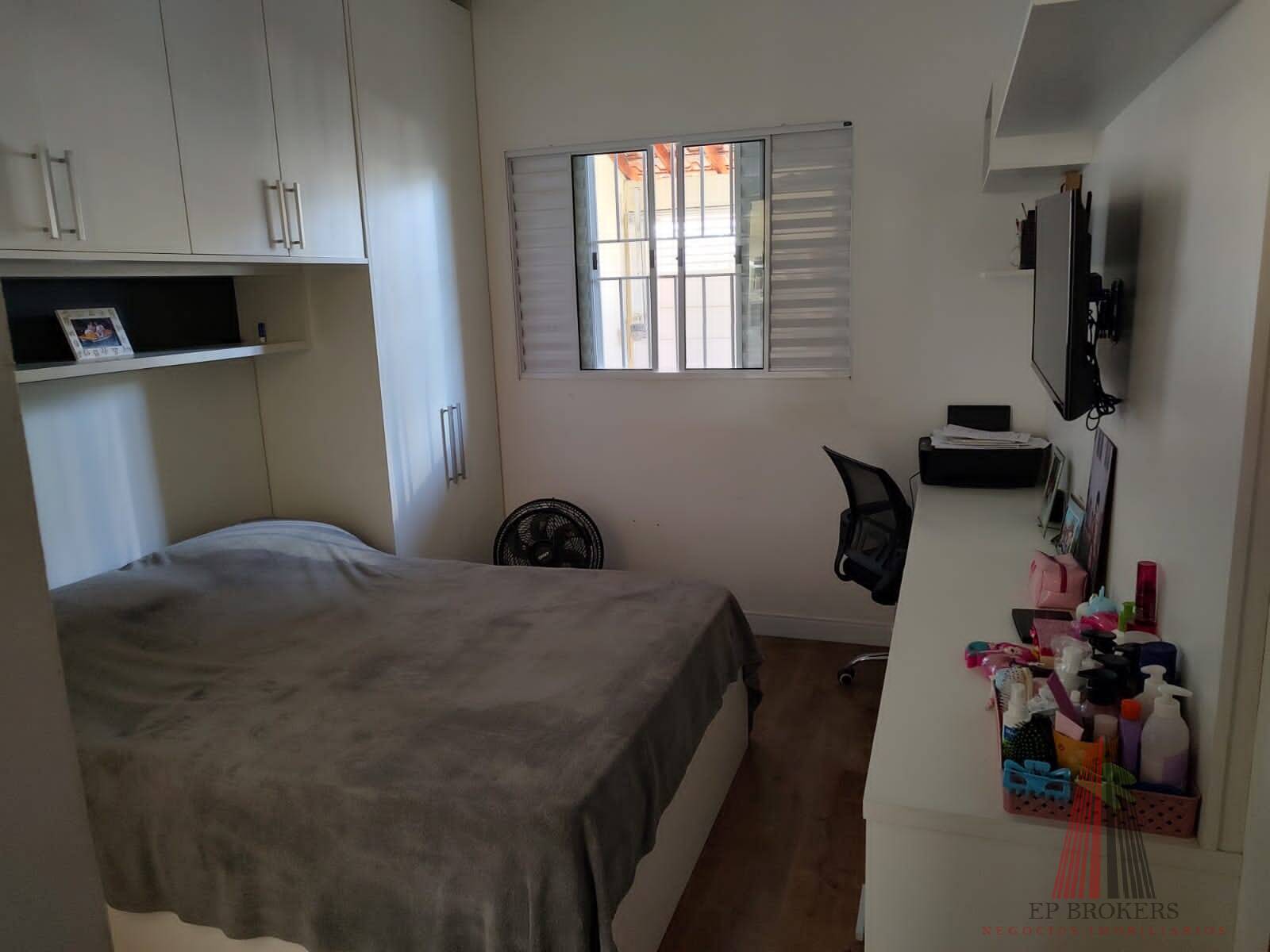 Casa à venda com 2 quartos, 150m² - Foto 4