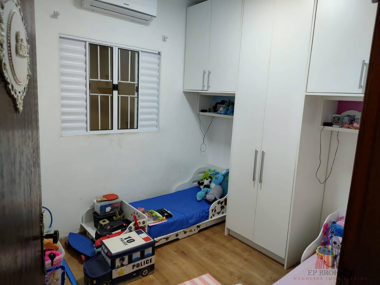 Casa à venda com 2 quartos, 150m² - Foto 11