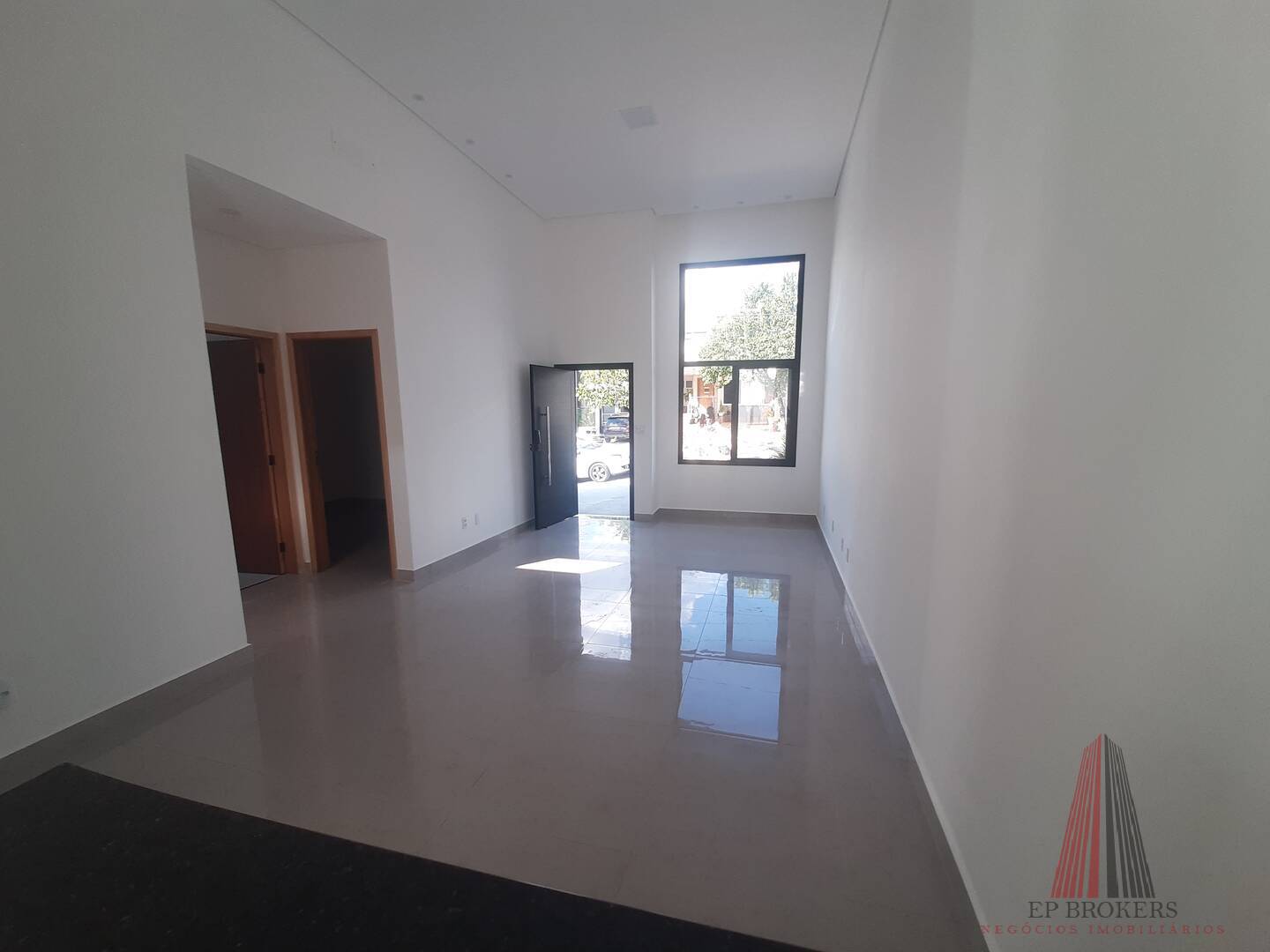 Casa à venda com 3 quartos, 99m² - Foto 3