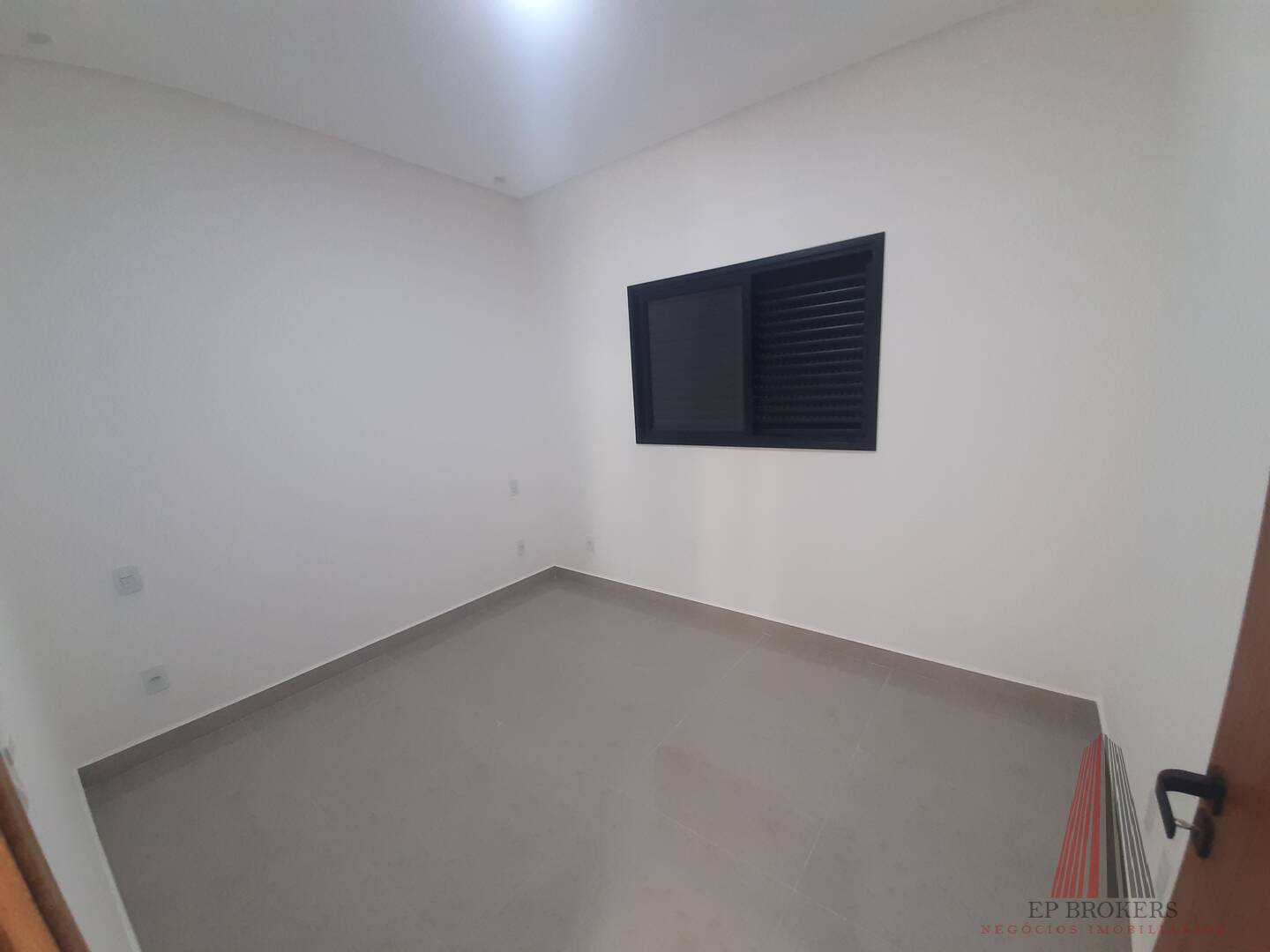 Casa à venda com 3 quartos, 99m² - Foto 12