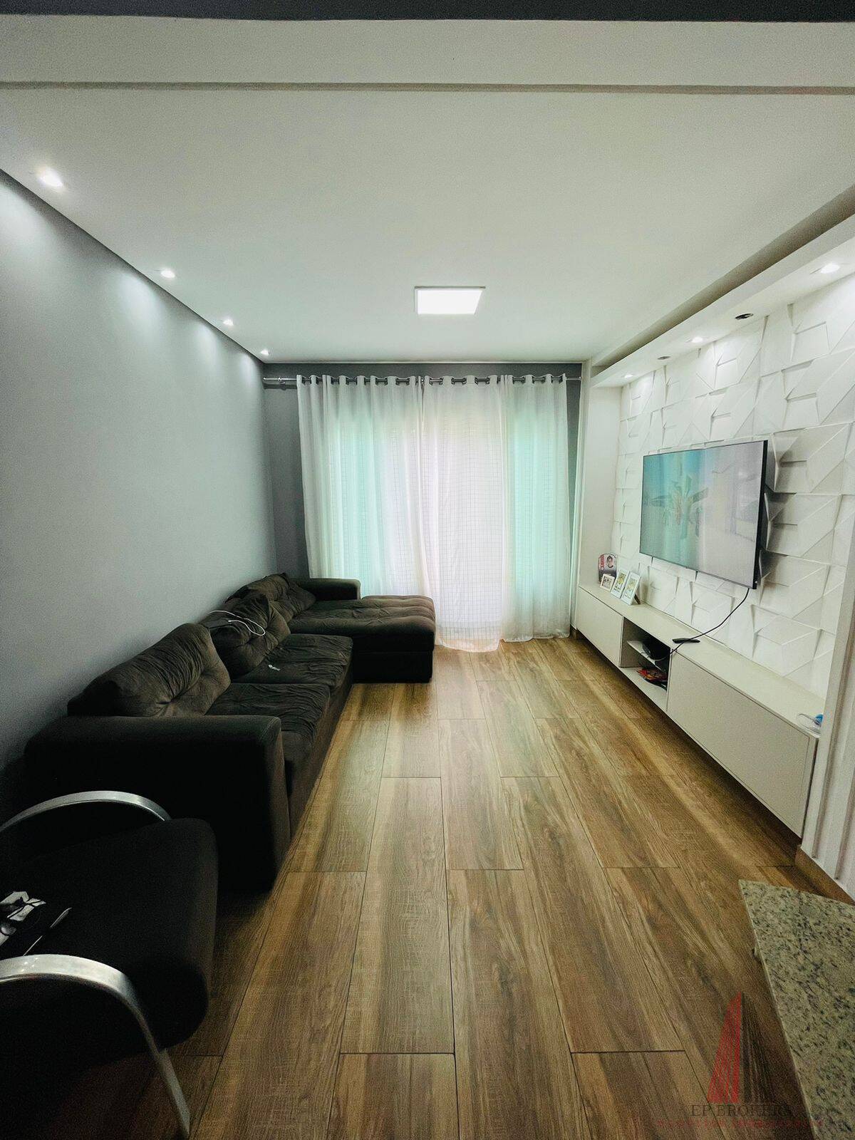 Casa à venda com 3 quartos, 145m² - Foto 3