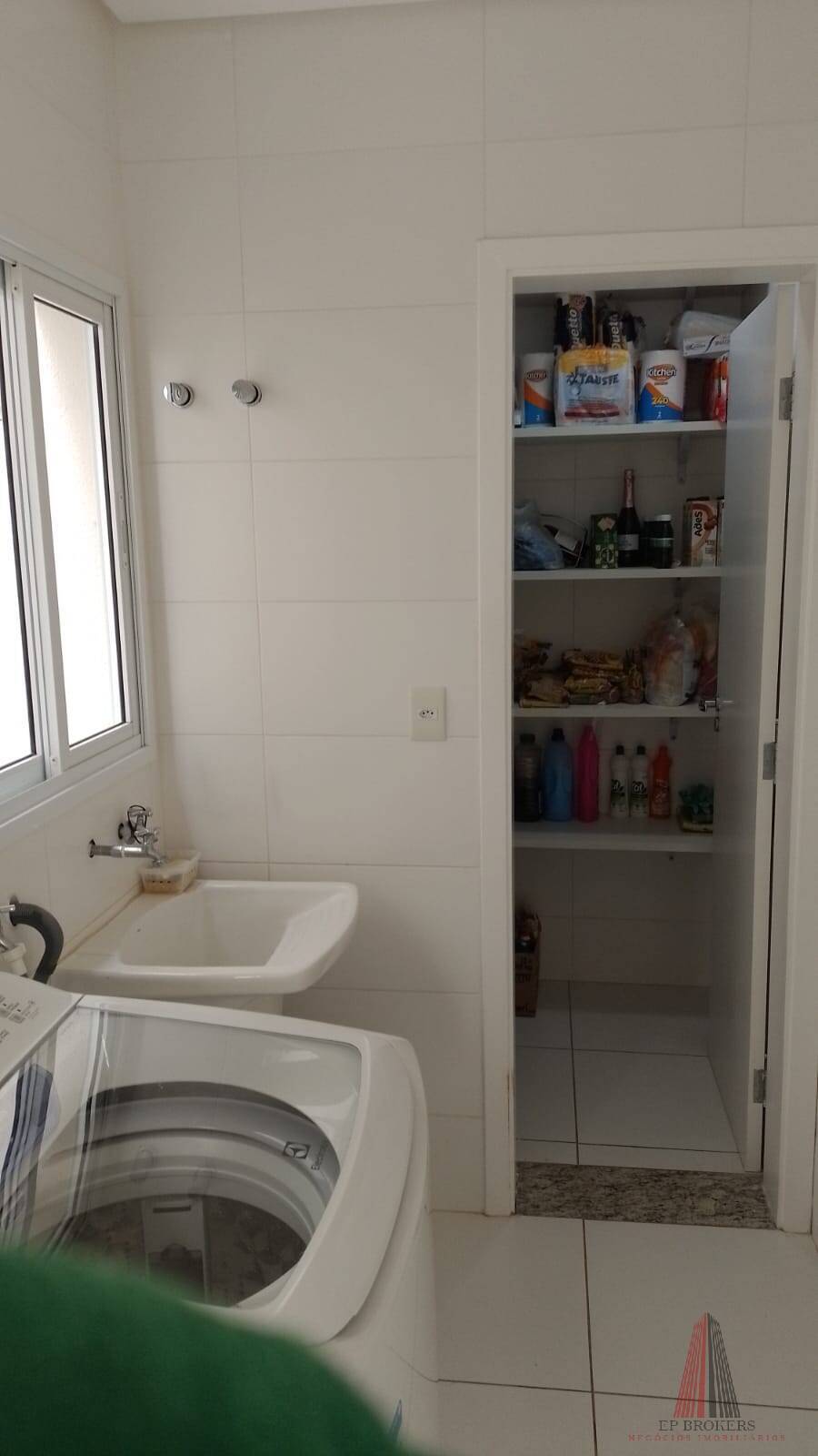 Casa de Condomínio à venda com 3 quartos, 220m² - Foto 8