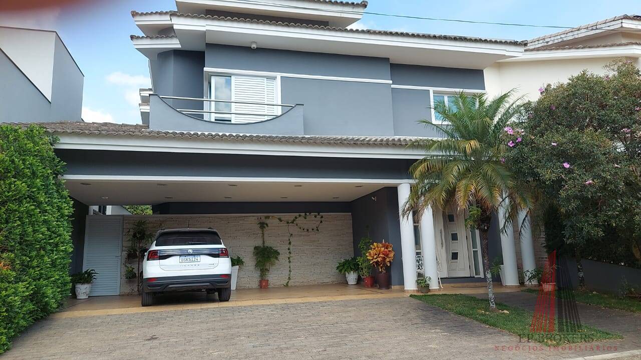 Casa de Condomínio à venda com 4 quartos, 350m² - Foto 1