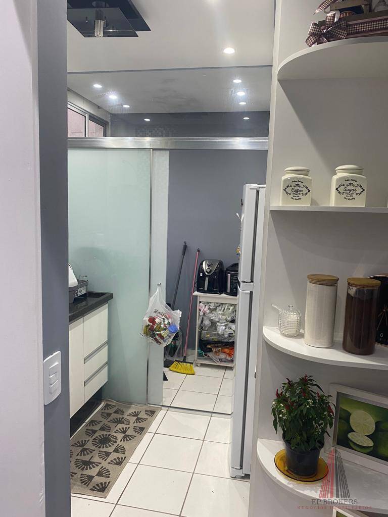 Apartamento à venda com 3 quartos, 120m² - Foto 11