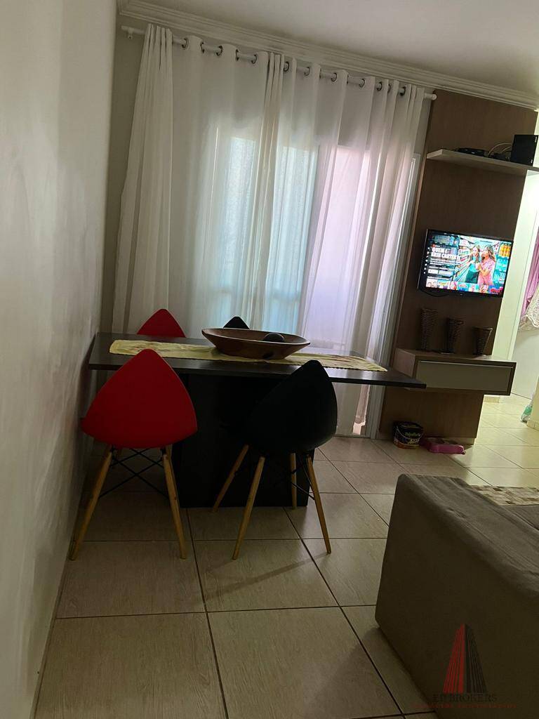 Apartamento à venda com 3 quartos, 67m² - Foto 4