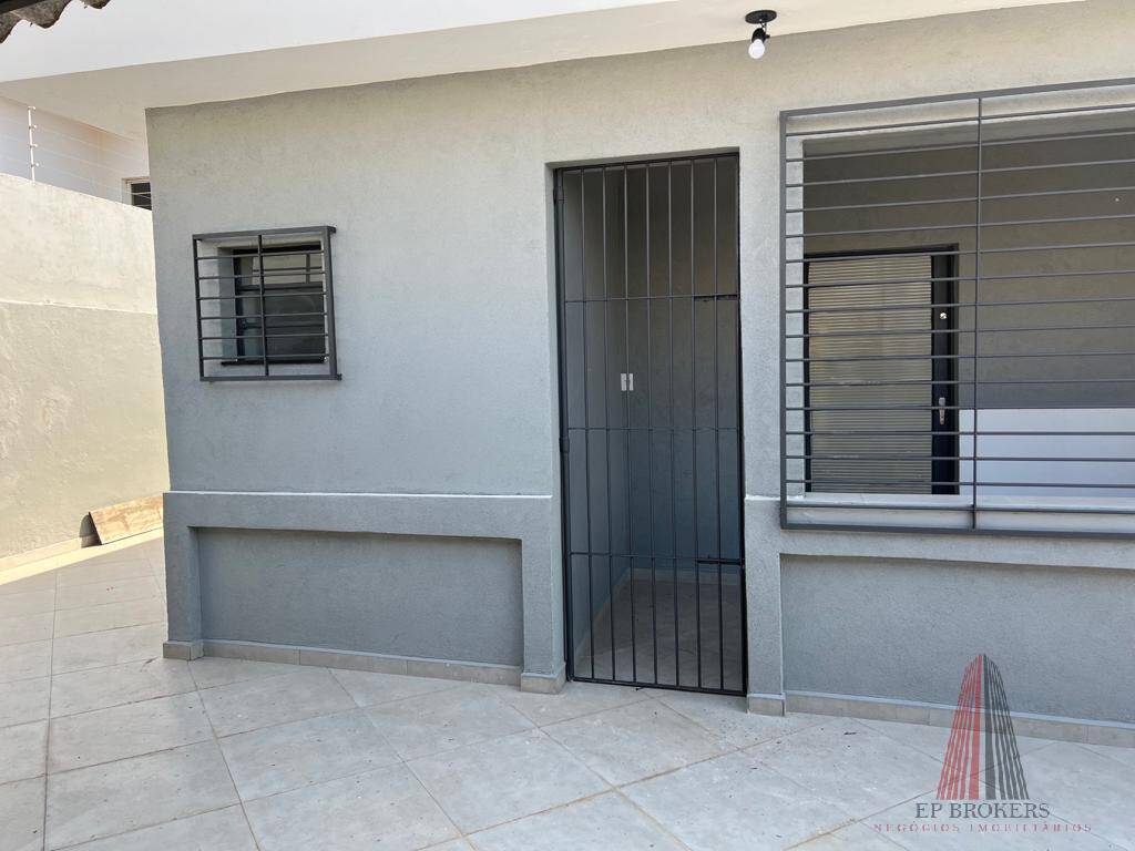 Casa para alugar com 2 quartos, 155m² - Foto 15