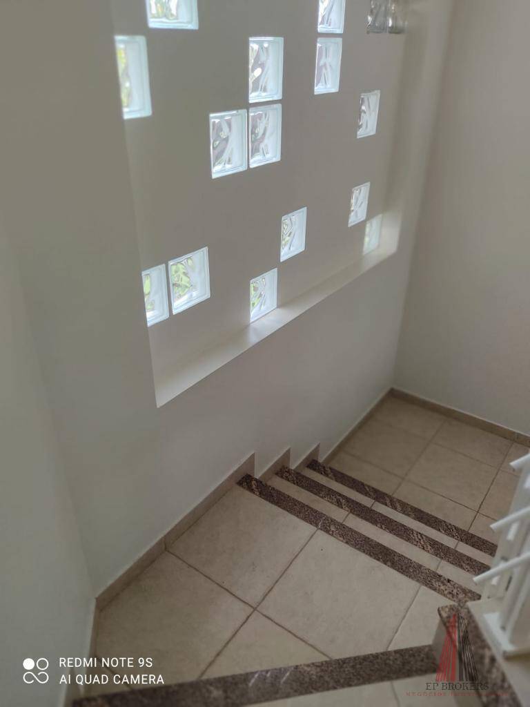 Casa de Condomínio à venda com 4 quartos, 250m² - Foto 10